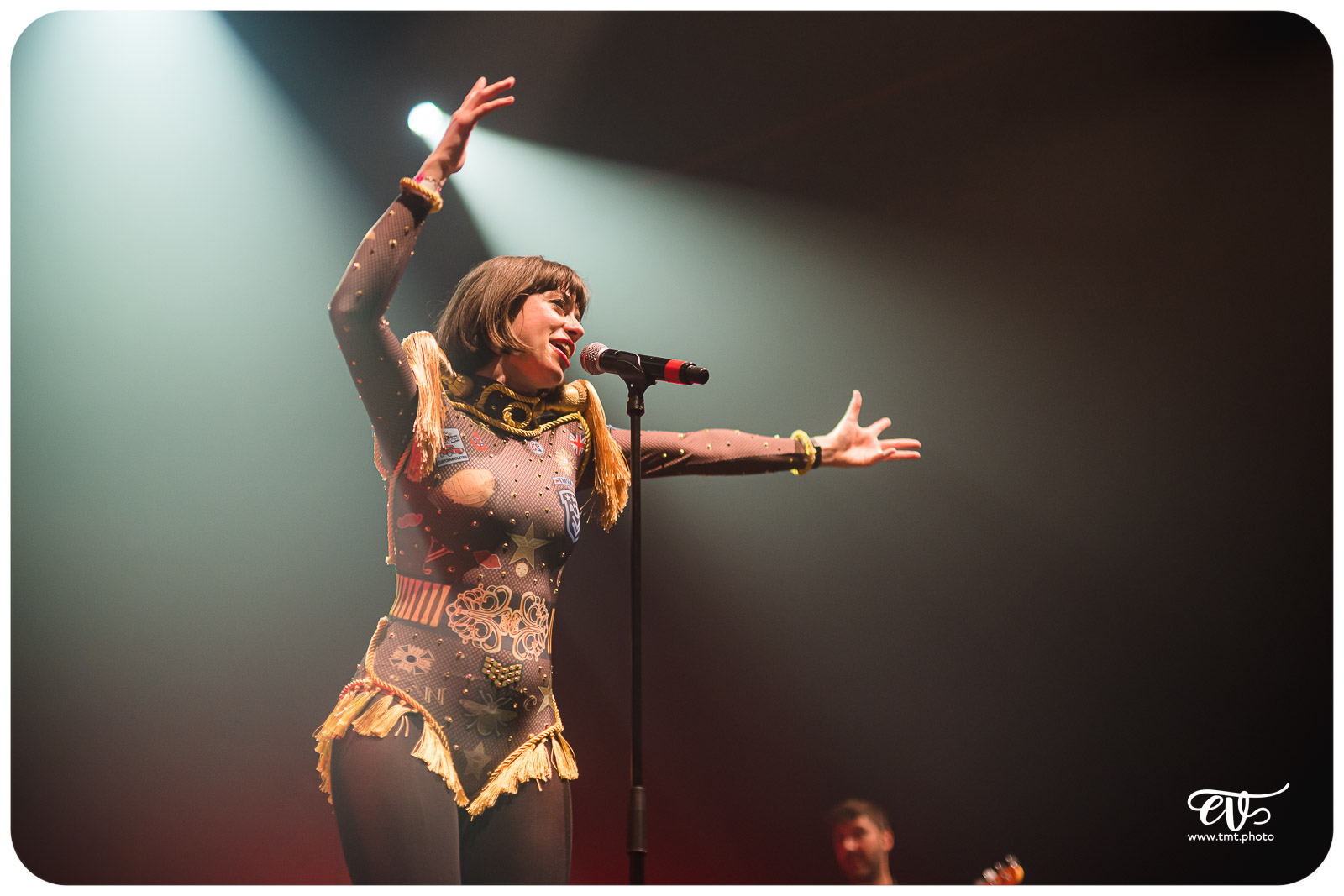 TMTPHOTO REDLIGHT DREAMS 075